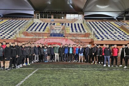 ANTRENMAN ÖNCESİ İFTAR İÇİN ÇORBA VE TATLI İKRAMINDA BULUNDUK